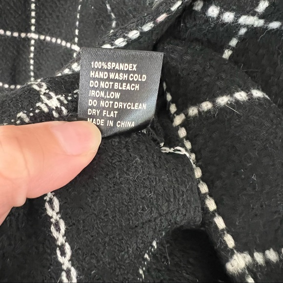 POL Black & White Plaid Long Line Jacket - Picture 5 of 5